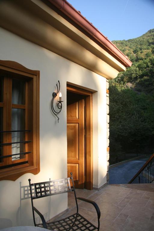Roes Suites Káto Loutrákion Exteriér fotografie