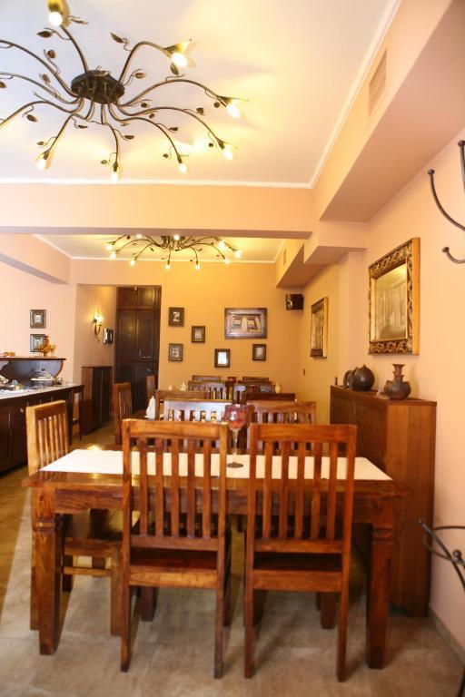 Roes Suites Káto Loutrákion Exteriér fotografie